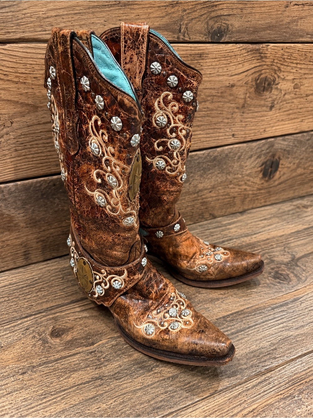Corral E1015 Women’s Size 10 Distressed Leather Embellished Western Cowboy Boots